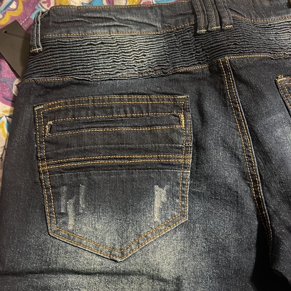 Denim Shorts - Picture 4 of 7